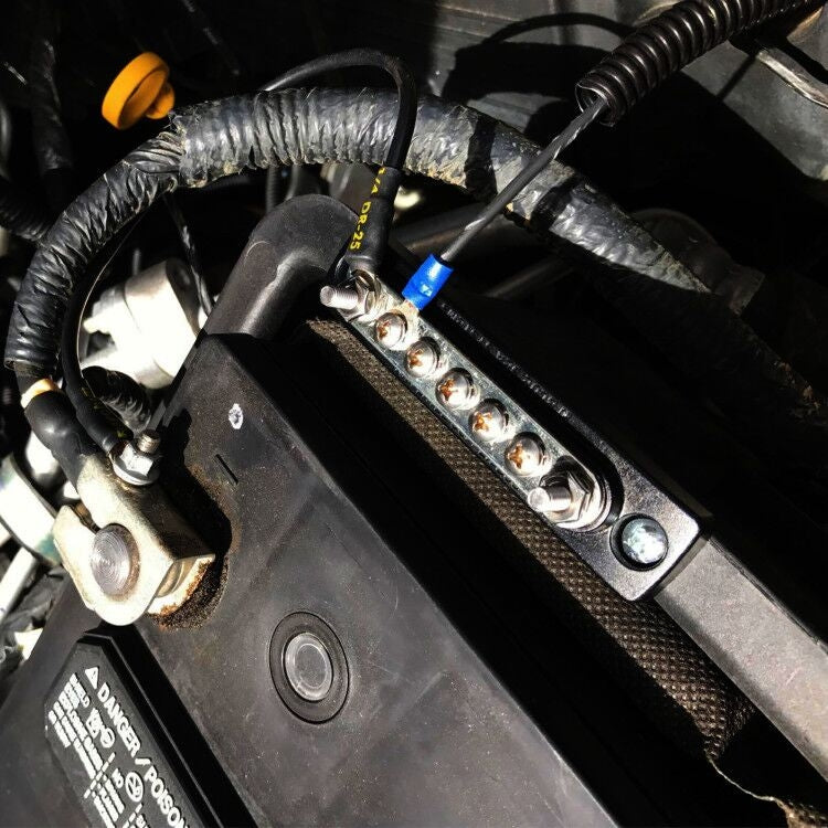 10 Way Power Distribution Bus Bar 10-bit Single Distribution Box for Car / RV / Boat, 10-bit