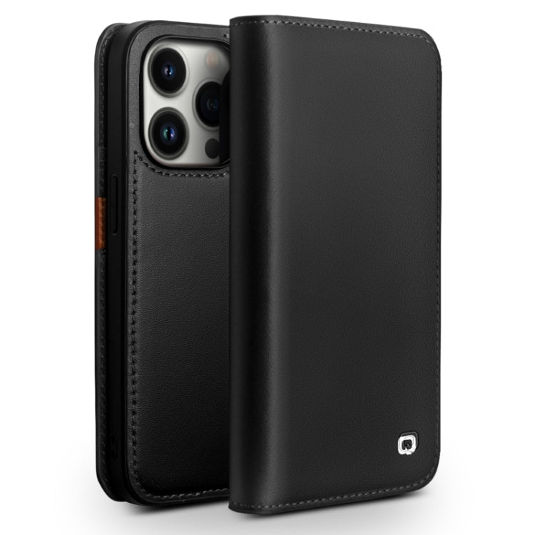 جراب هاتف QIALINO Business قلاب أفقي من البولي يوريثان، مناسب لأجهزة iPhone 14 وiPhone 14 Plus وiPhone 14 Pro وiPhone 14 Pro Max