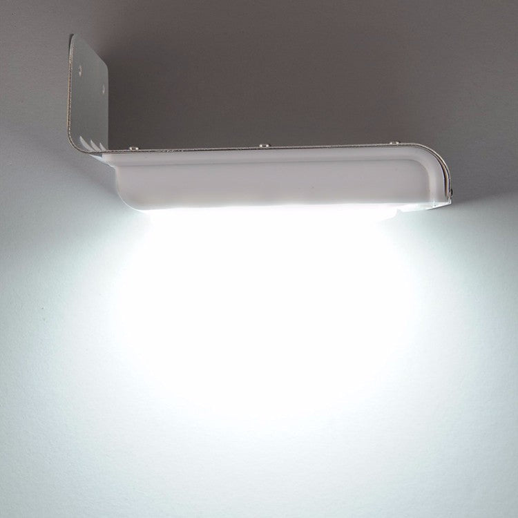 مصباح حائط يعمل بالطاقة الشمسية LED لجسم الإنسان للحديقة الخارجية