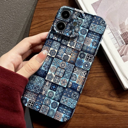 جراب هاتف PC بفتحة دقيقة بنمط مرسوم، مناسب لجهاز iPhone 12