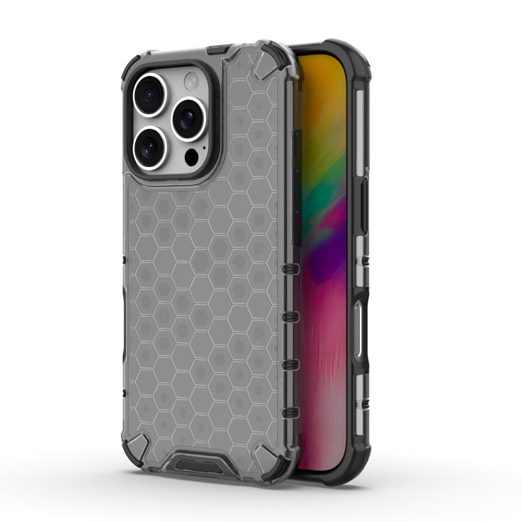جراب هاتف مضاد للصدمات بتصميم قرص العسل، مناسب لأجهزة iPhone 16e وiPhone 16 Pro Max وiPhone 16 Pro وiPhone 16 Plus وiPhone 16 وiPhone 15 Pro Max وiPhone 15 Pro وiPhone 15