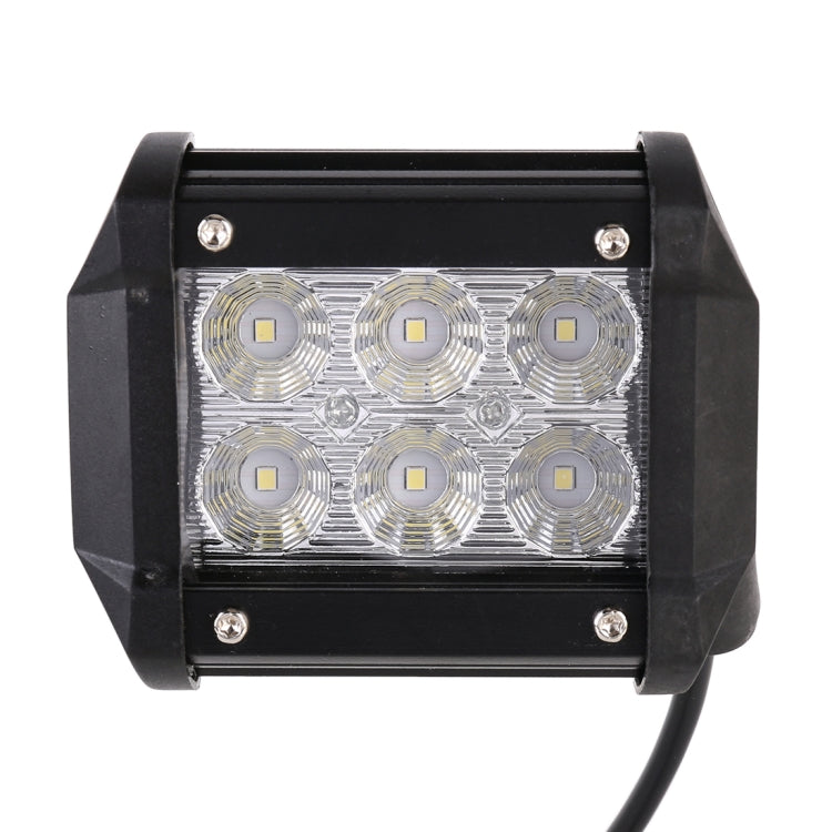 مصباح هندسي كشاف ضوئي أبيض 18 وات 6 مصابيح LED / مقاوم للماء IP67 مصباح سيارات الدفع الرباعي، تيار مستمر 10-30 فولت، 6 مصابيح LED
