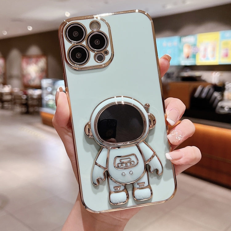 Electroplating Astronaut Holder Phone Case, For iPhone 16 Pro Max, For iPhone 16 Pro, For iPhone 16 Plus, For iPhone 16