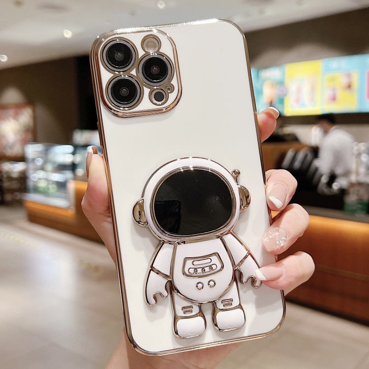 Electroplating Astronaut Holder Phone Case, For iPhone 16 Pro Max, For iPhone 16 Pro, For iPhone 16 Plus, For iPhone 16