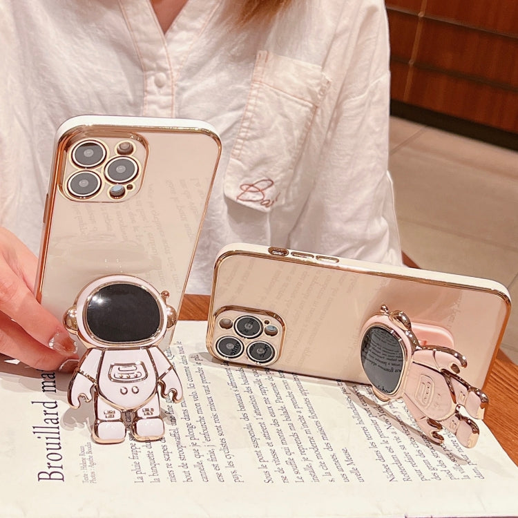 Electroplating Astronaut Holder Phone Case, For iPhone 16 Pro Max, For iPhone 16 Pro, For iPhone 16 Plus, For iPhone 16