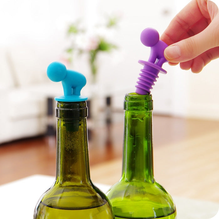 7 PCS Cartoon Silicone Sealed Spiral Red Wine Stopper + Cup Feet Set, Random Color Delivery, 7 PCS Cartoon Shape