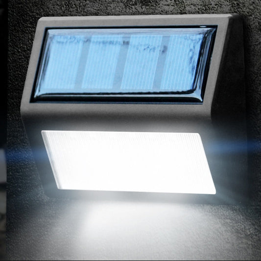 6 مصابيح LED خارجية مقاومة للماء IP65 مصباح حديقة LED يعمل بالطاقة الشمسية ومستشعر ضوء حائط للطوارئ