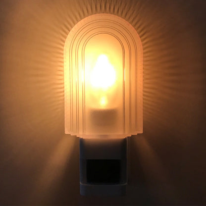 A38 Intelligent Sensor LED Night Light Baby Feeding Eye Care Bedside Lamp, UK Plug