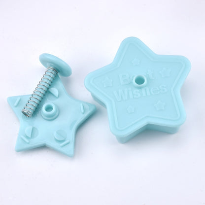 4 in 1 Three-Dimensional Fondant Biscuit Embossing Mold Push-Type Cake Mold Random Style Delivery, Push-Type Cake Mold