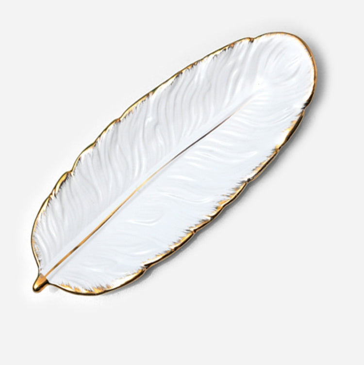 Phnom Penh Ceramic Dessert Plate Feather Plate Banana Leaf Fruit Dried Fruit Storage Tray, Size:, Large （Bright Emerald), Small (Bright Emerald), Large (Bright Peach Pink), Small (Bright Peach Pink), Large (Matt Black), Small (Matte  Black)������������...