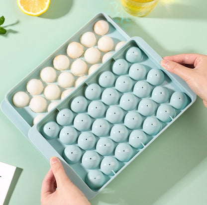 33 Grid Round Ice Hockey Mold With Lid Ice Box Small Marble Ice Tray, Random Color Delivery, Small Blue