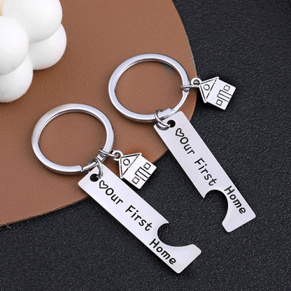 Stainless Steel Titanium Steel Keychain House Pendant, House Keychain