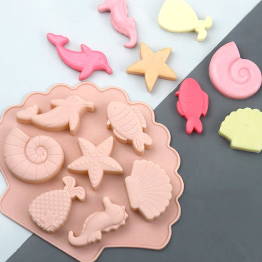 Marine Fish Series Shape Food Grade Silicone Cake Mold Plaster Painting Mold, Color Random Delivery