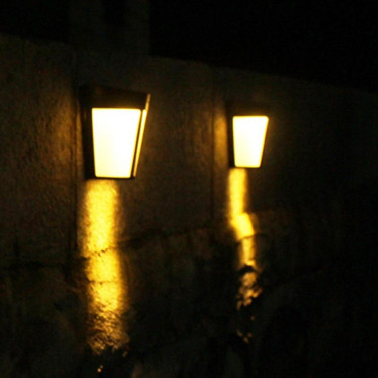 6 LEDs Outdoor IP65 Waterproof Energy Saving Solar Powered LED Wall Lamp Security Light